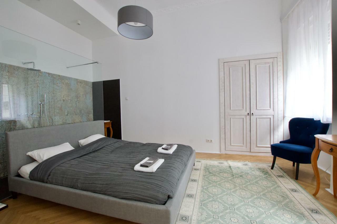 Luxury Apartment by Hi5 - Október 6 Street Budapeszt Zewnętrze zdjęcie