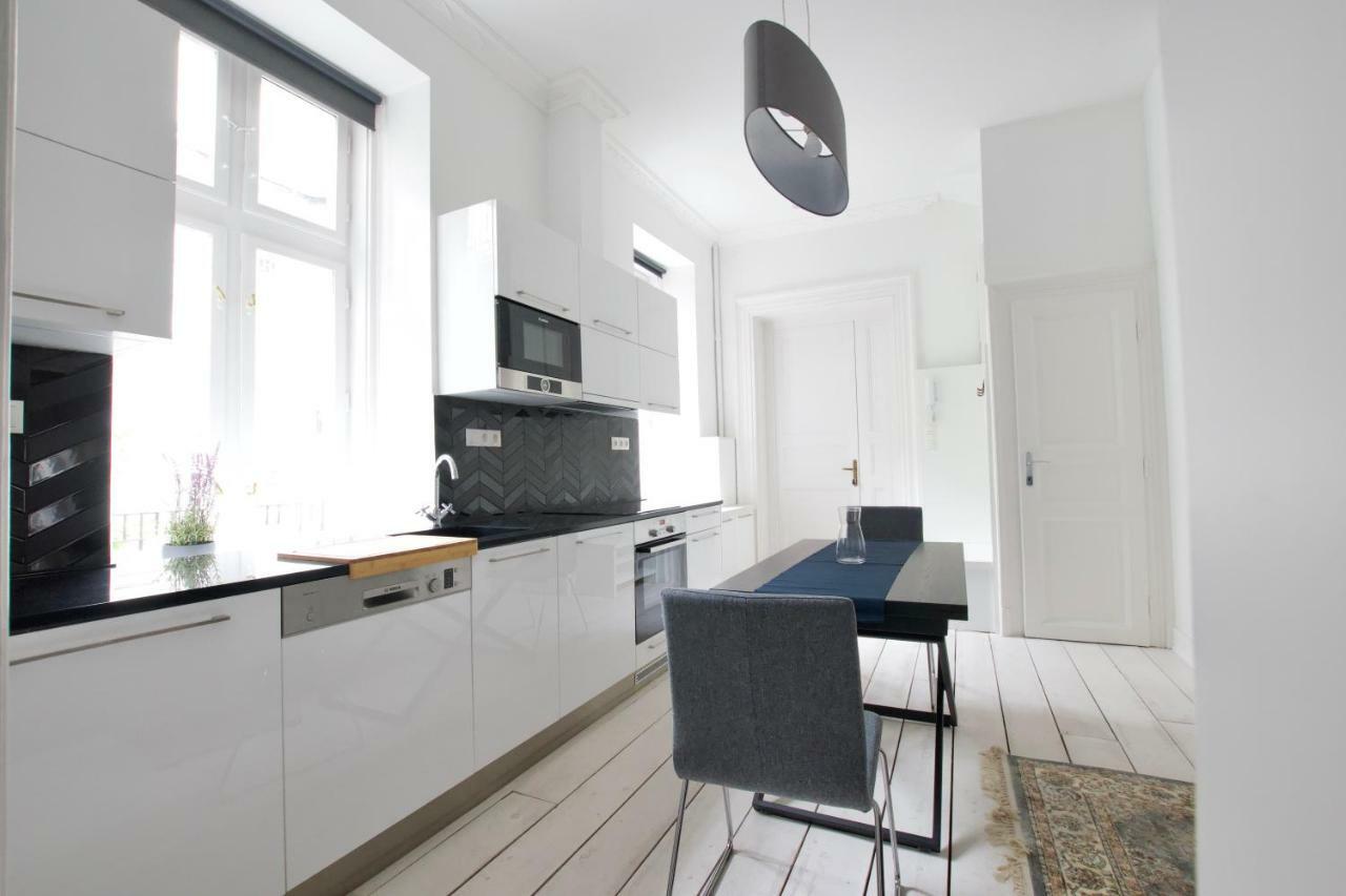 Luxury Apartment by Hi5 - Október 6 Street Budapeszt Zewnętrze zdjęcie